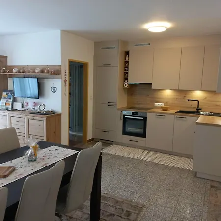 Lara שפאו אם ווילדן קייזר